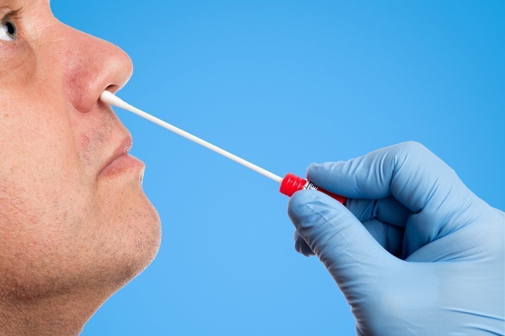Стрептококк в носу и горле вызывает множество различных заболеваний, при его обнаружении важно вовремя начать лечение