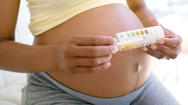 Одна из причин появления бактерий в моче беременных - изменения гормонального фона.