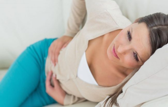 Первым сигналом, проблемы, может являться внезапное прекращение токсикоза при замершей беременности