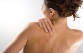 Боль под левой лопаткой сзади, со спины – тревожный сигнал организма. Что он означает? Диагностика и лечение