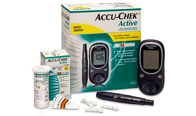 Глюкометр Accu-Chek Active позволяет производить забор крови не только из пальца, но и с предплечья, плеча, икры ноги, ладони, что обеспечивает дополнительное удобство
