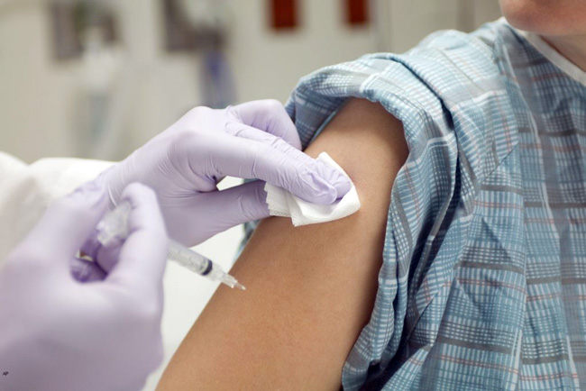Вакцинация наиболее эффективный метод предотвращения гриппа, которая поможет избежать заражения либо ослабить последствия заболевания
