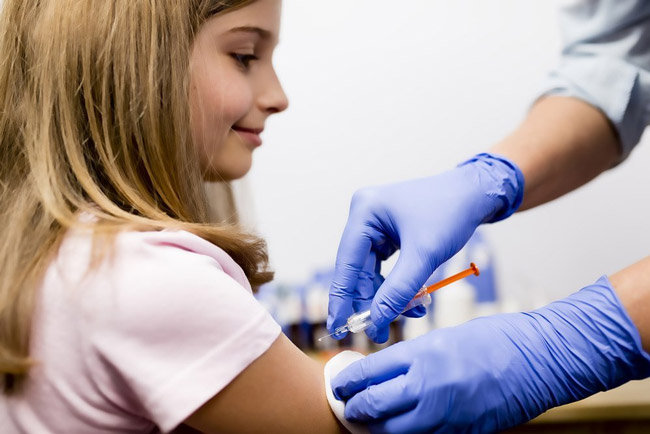Своевременная вакцинация - первоочередное средство профилактики краснухи у детей