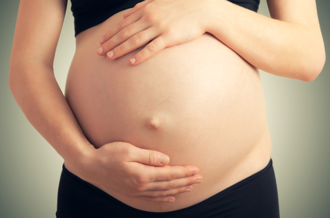 Чаще всего пупочную грыжу обнаруживают у беременных и уже родивших женщин
