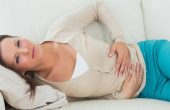 Почему возникают спайки кишечника? Симптомы и терапия