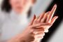 Болят суставы пальцев рук — какие могут быть причины и чем лечить?
