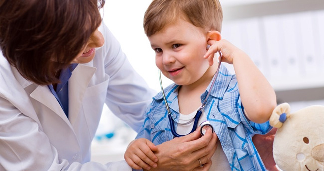 Как применять Кипферон для детей должен определить врач исходя из сложности заболевания