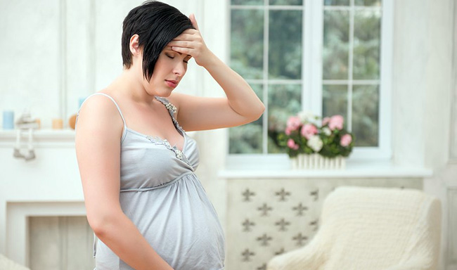 Воздействие Папаверина на мать ребенка слабо изучено, поэтому применения препарата во время беременности возможно по решению и под наблюдением врача