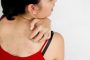 Сыпь на теле у взрослого (чешется и без зуда) — причины и чем лечить