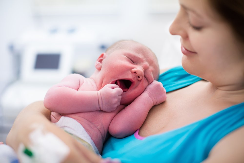 Новорожденный ребенок чаще всего заражен токсоплазмозом от самого рождения