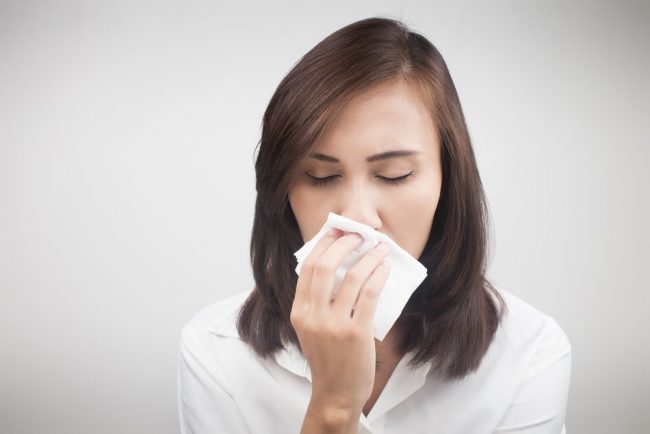 Заложенность носа - это очень неприятное событие, мешающее нормально дышать, что затрудняет, например, занятия спортом. Кроме того, заложенный нос без насморка может стать симптомом серьезного заболевания